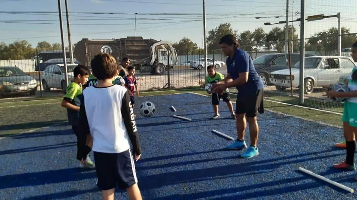 30 Escuela PM Soccer invita a visorias (2)